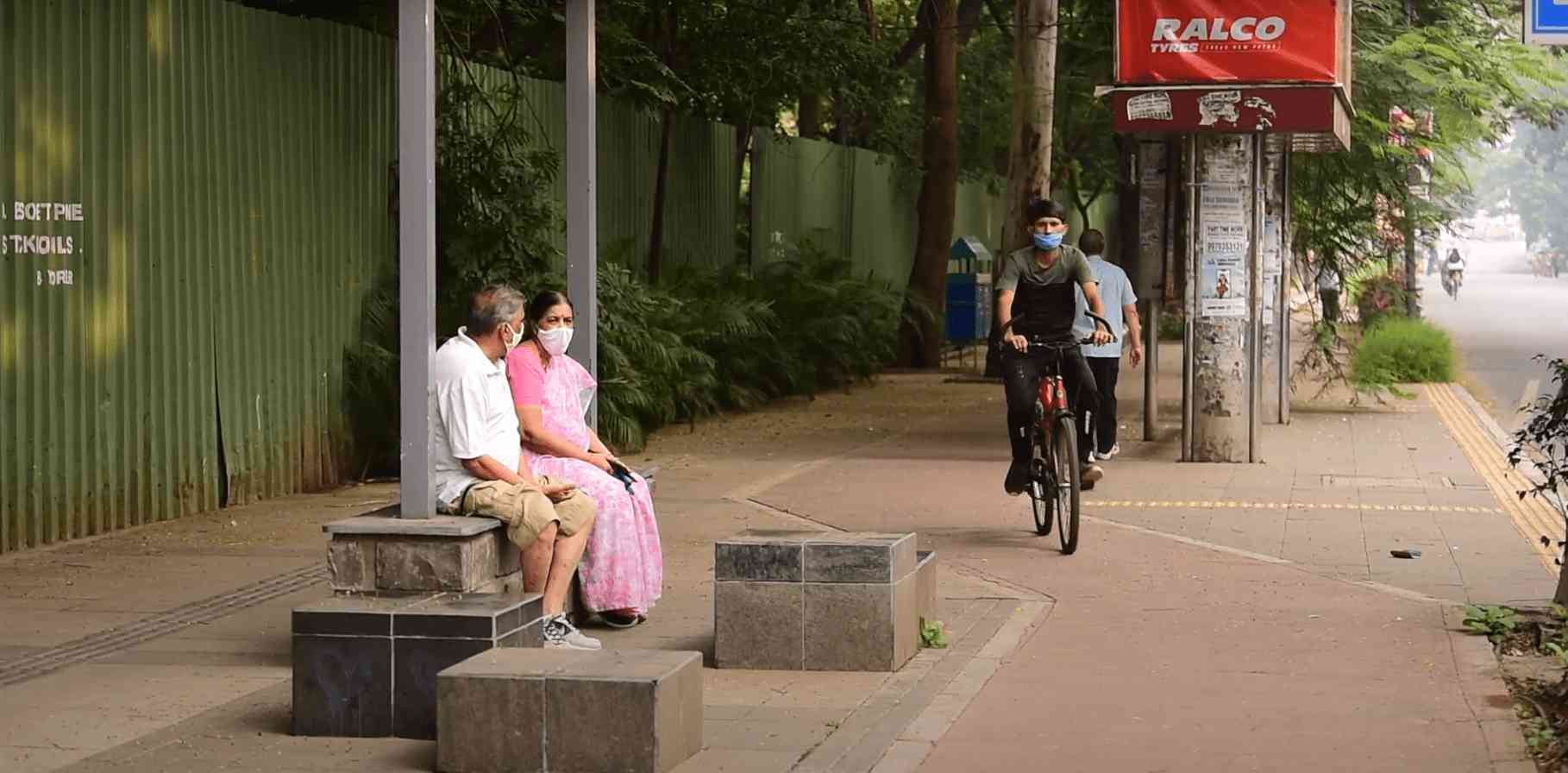 Jangli Maharaj Road, Pune. Sustainable transport solutions such as walking and cycle friendly streets with wide foothpath. 